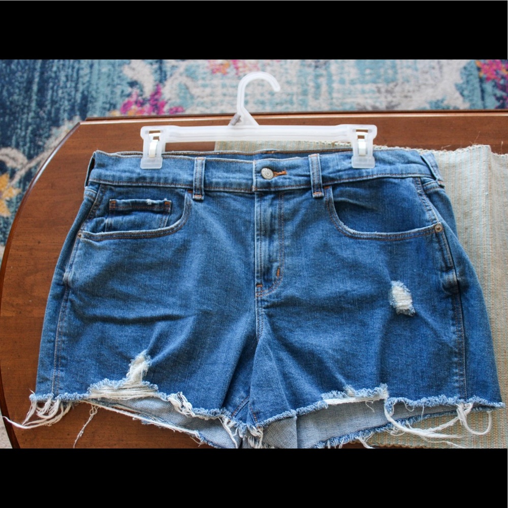 Old Navy Denim Cut-Off Short.